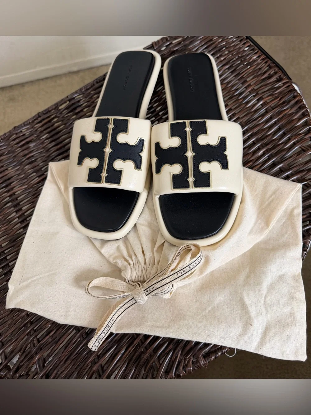 Tory Burch Ines Leather Logo Slide Sandals Size 9 New